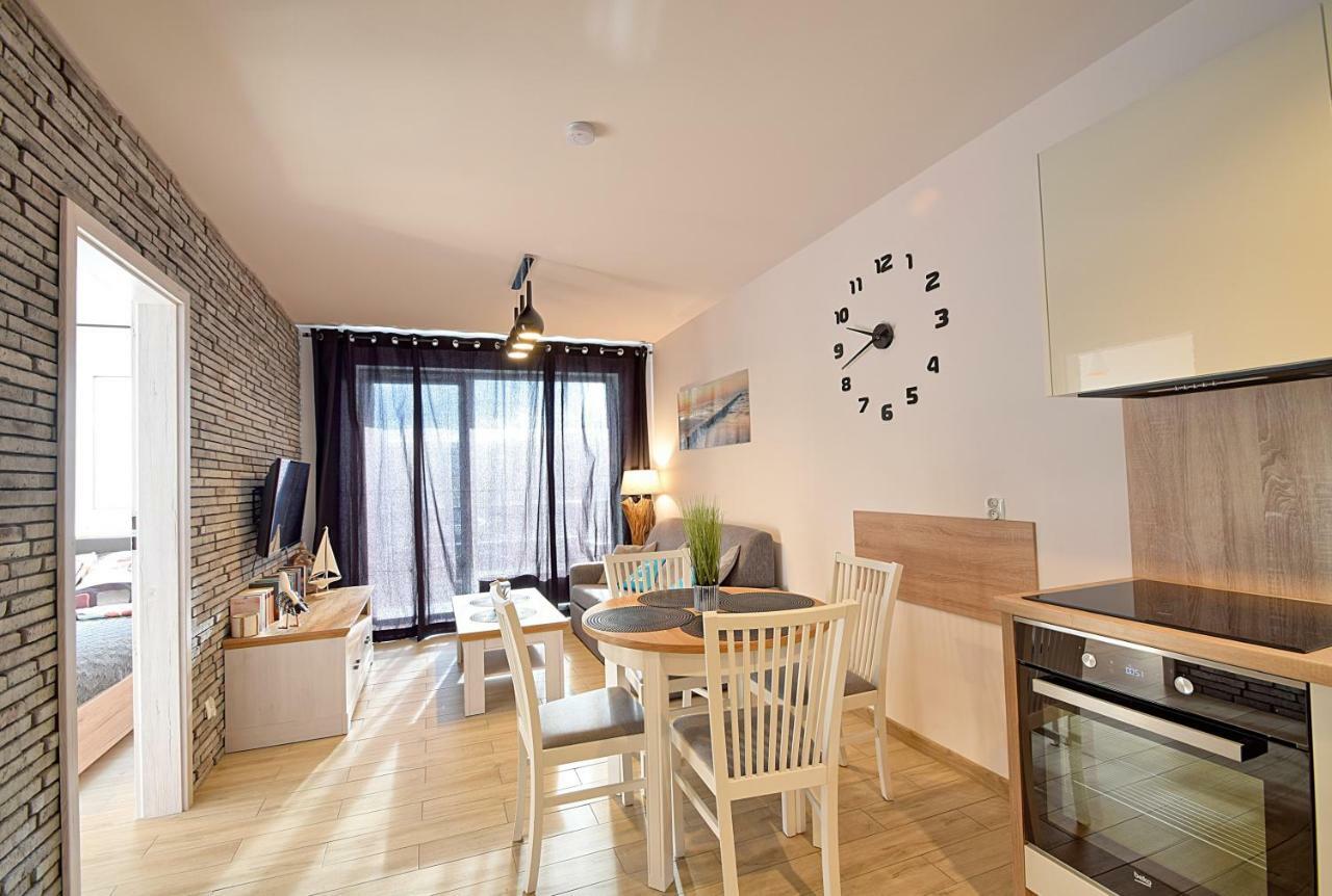 Oliwka Z Prywatnym Miejscem Postojowym Apartmán Kolobřeh