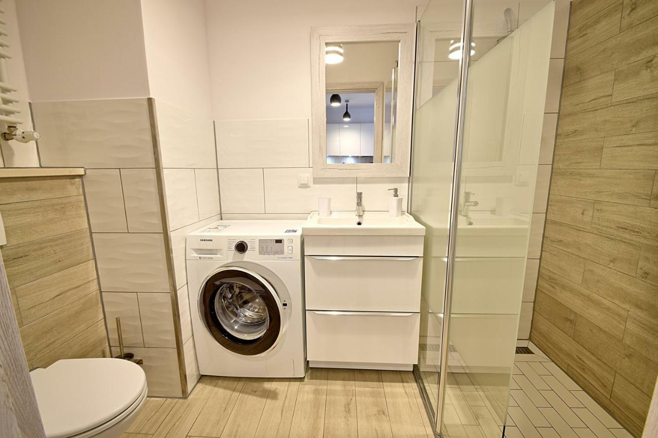 Oliwka Z Prywatnym Miejscem Postojowym Apartment
